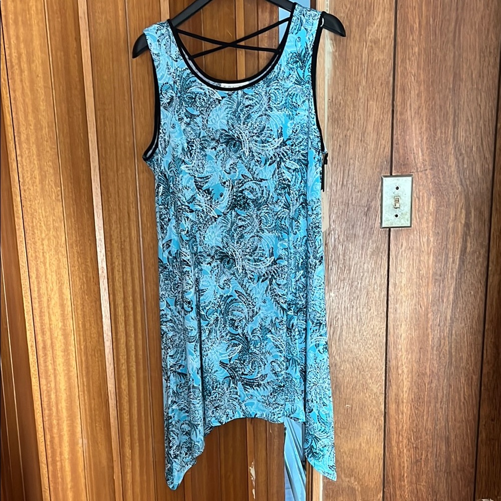 Blue Paisley Sleeveless Top